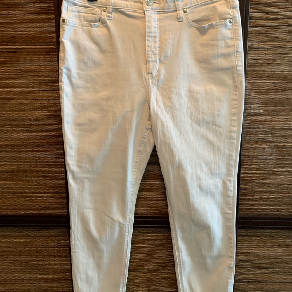 LC Lauren Conrad Cream High Rise Skinny Ankle Jeans